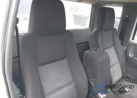 2004 Ford Ranger Edge/Tremor/Xl/Xlt from USA, damaged, VIN 1FTYR14UX4PA81176